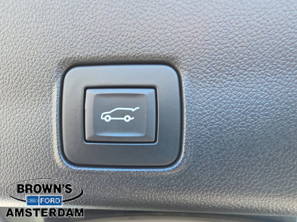 Used 2023 Chevrolet TrailBlazer ACTIV w/ Sun and Liftgate Package AWD/4WD image 13