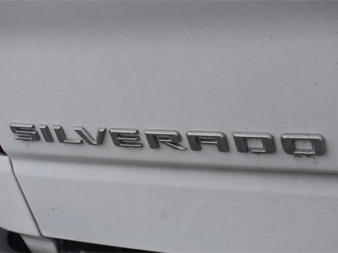 Used 2021 Chevrolet Silverado 1500 LT Trail Boss w/ Convenience Package II image 14