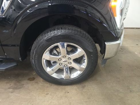 Used 2022 Ford F150 XLT w/ Equipment Group 302A High AWD/4WD image 2