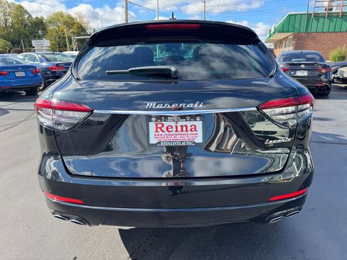 Used 2022 Maserati Levante GT image 10