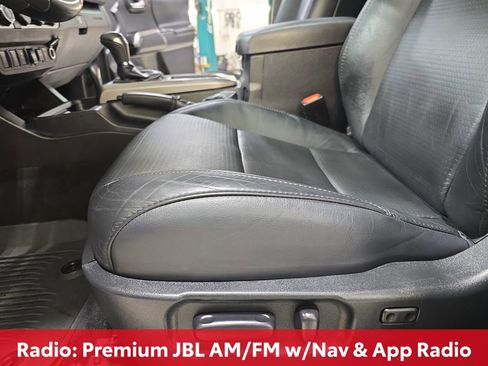 Certified 2022 Toyota Tacoma Limited image 33