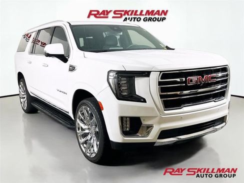 Used 2024 GMC Yukon XL SLT w/ SLT Luxury Package AWD/4WD image 1