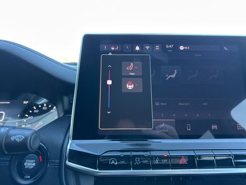 New 2026 Jeep Compass Latitude image 4