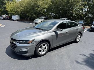 Used 2023 Chevrolet Malibu LS image 1