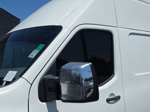 Used 2018 Nissan NV 2500 S RWD image 32