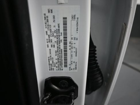 Used 2019 Ford F150 XL w/ Equipment Group 101A Mid AWD/4WD image 6