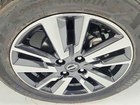 Certified 2025 Nissan Versa SV w/ Trunk Package FWD image 28