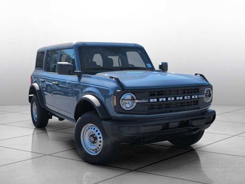 New 2025 Ford Bronco 4-Door AWD/4WD image 2