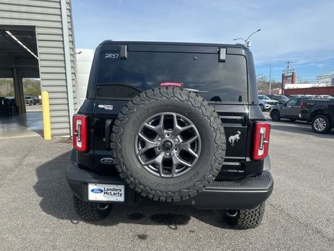 New 2025 Ford Bronco Badlands AWD/4WD image 4