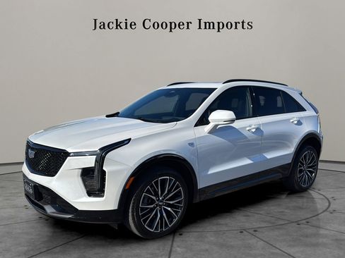 Used 2024 Cadillac XT4 Sport w/ Technology Package image 1