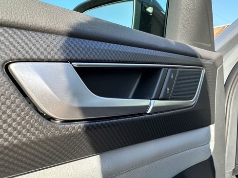 New 2026 Volkswagen Atlas Peak Edition AWD/4WD image 19