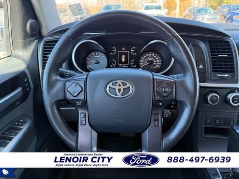 Used 2018 Toyota Sequoia Limited w/ Safety & Convenience Package image 16