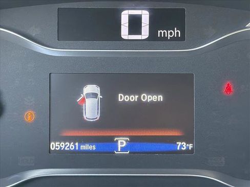 Used 2018 Honda Pilot Touring image 17