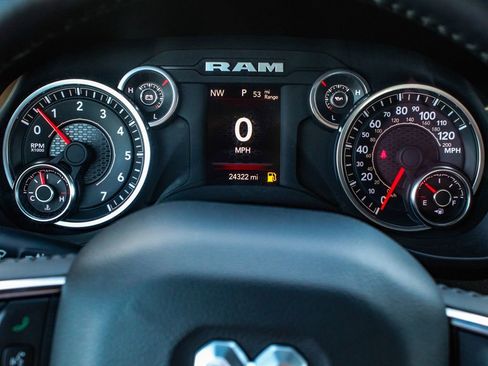 Used 2024 RAM 1500 Big Horn AWD/4WD image 16
