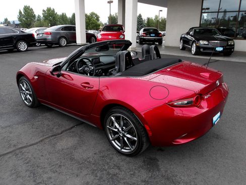 Used 2022 MAZDA MX-5 Miata Grand Touring image 10