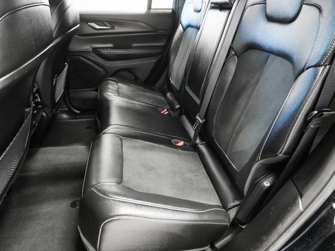 Certified 2024 Jeep Grand Cherokee Altitude image 15