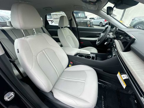 New 2025 Hyundai Sonata SEL image 24