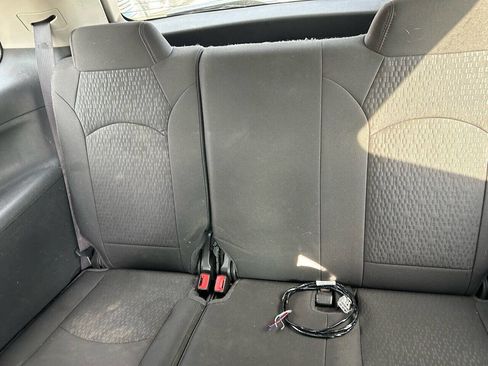 Used 2015 GMC Acadia SLE image 10