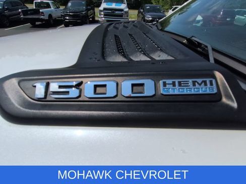 Used 2021 RAM 1500 Laramie w/ Sport Appearance Package AWD/4WD image 33