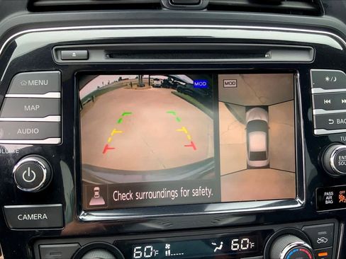 Used 2023 Nissan Maxima SR w/ Sport Mat Group FWD image 26