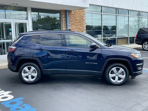 Used 2018 Jeep Compass Latitude w/ Popular Equipment Group AWD/4WD image 21
