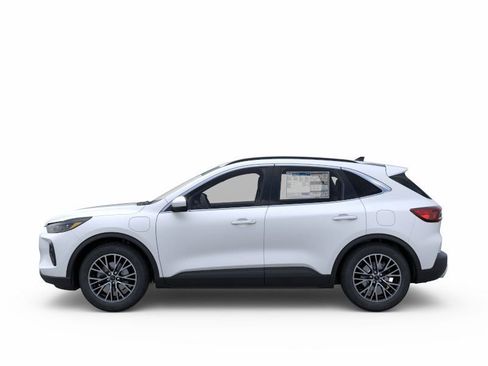 New 2026 Ford Escape SE w/ PHEV Premium Package FWD image 4