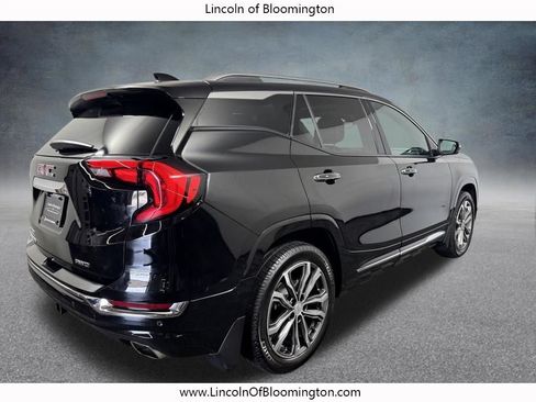 Used 2020 GMC Terrain Denali w/ Denali Premium Package AWD/4WD image 7