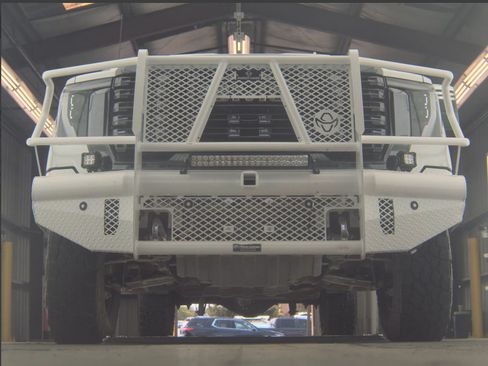 Used 2024 GMC Sierra 3500 Denali Ultimate AWD/4WD image 14