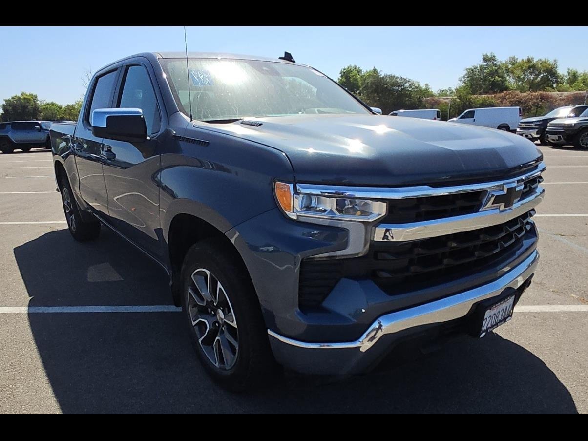 Used 2024 Chevrolet Silverado 1500 LT w/ Leather Package RWD image 14