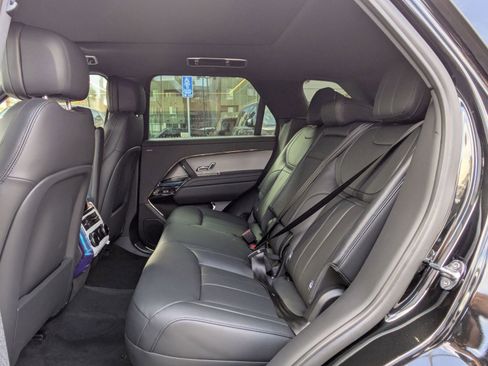 New 2026 Land Rover Range Rover Sport Dynamic SE AWD/4WD image 28
