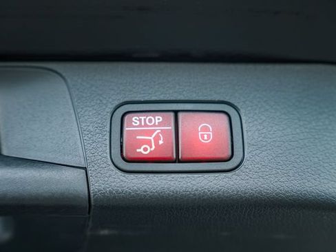 Certified 2023 Mercedes-Benz GLB 250 4MATIC image 10
