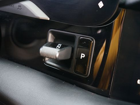 Used 2021 Porsche Taycan 4S image 37