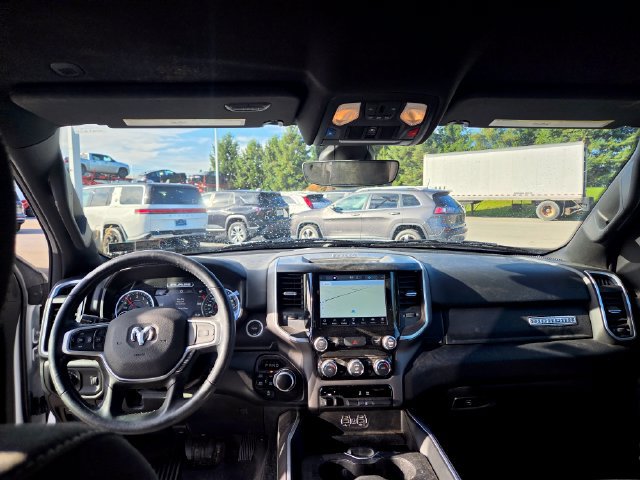 Used 2022 RAM 1500 Big Horn AWD/4WD image 7