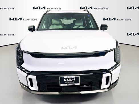 New 2026 Kia EV9 GT-Line image 2