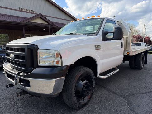 Used 2006 Ford F350 4x4 Regular Cab DRW Super Duty image 1