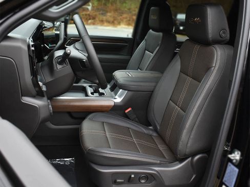 New 2026 Chevrolet Silverado 1500 High Country w/ Midnight Edition AWD/4WD image 10