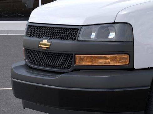 New 2026 Chevrolet Express 2500 w/ Driver Convenience Package RWD image 13
