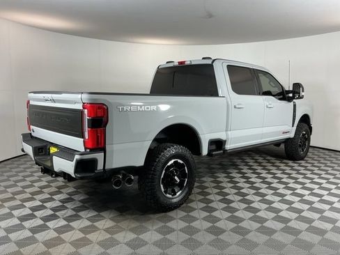 Used 2025 Ford F350 Platinum w/ Tremor Off-Road Package AWD/4WD image 4