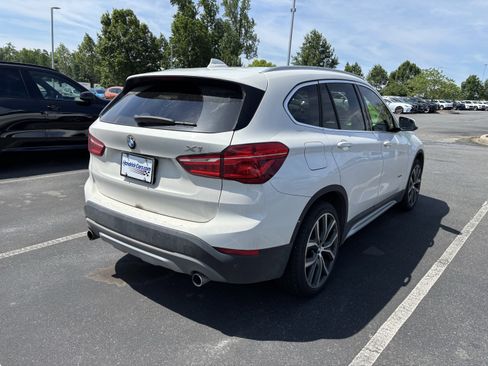 Used 2017 BMW X1 xDrive28i AWD/4WD image 21