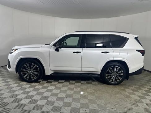 Used 2025 Lexus LX 700h Luxury w/ Appearance Package AWD/4WD image 4