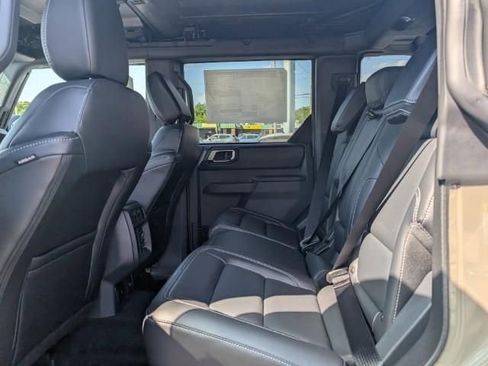 New 2025 Ford Bronco Outer Banks image 32