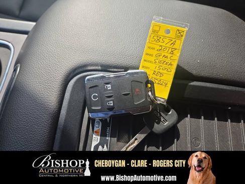 Used 2018 GMC Sierra 1500 SLT w/ All Terrain Package AWD/4WD image 30