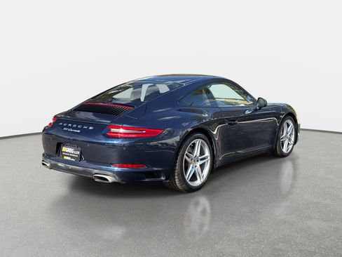 Used 2017 Porsche 911 Carrera 4 AWD/4WD image 3
