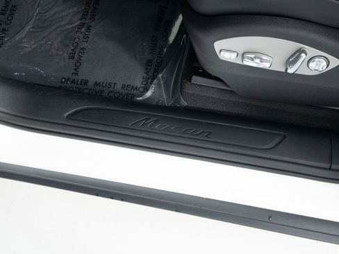 Certified 2025 Porsche Macan image 23