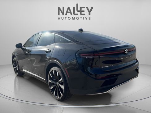 Used 2026 Toyota Crown Platinum image 3