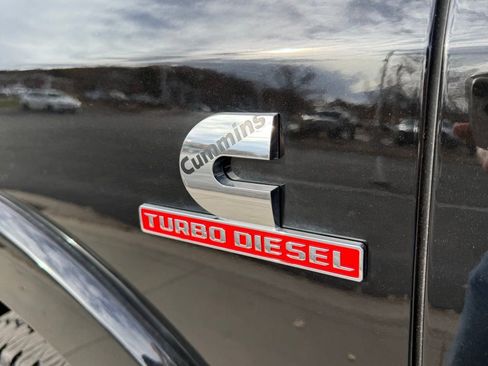 Used 2025 RAM 2500 Limited w/ Cold Weather Group image 14