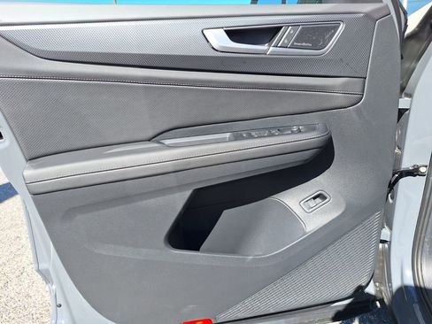 New 2026 Volkswagen Atlas Cross Sport SEL Premium R-Line image 28