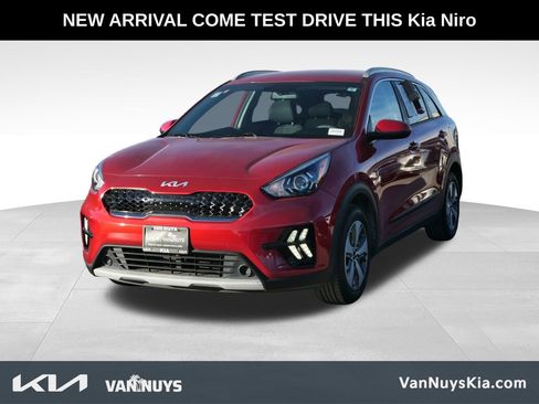Used 2022 Kia Niro LX image 5