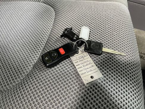 Used 2017 Nissan Frontier SV image 32