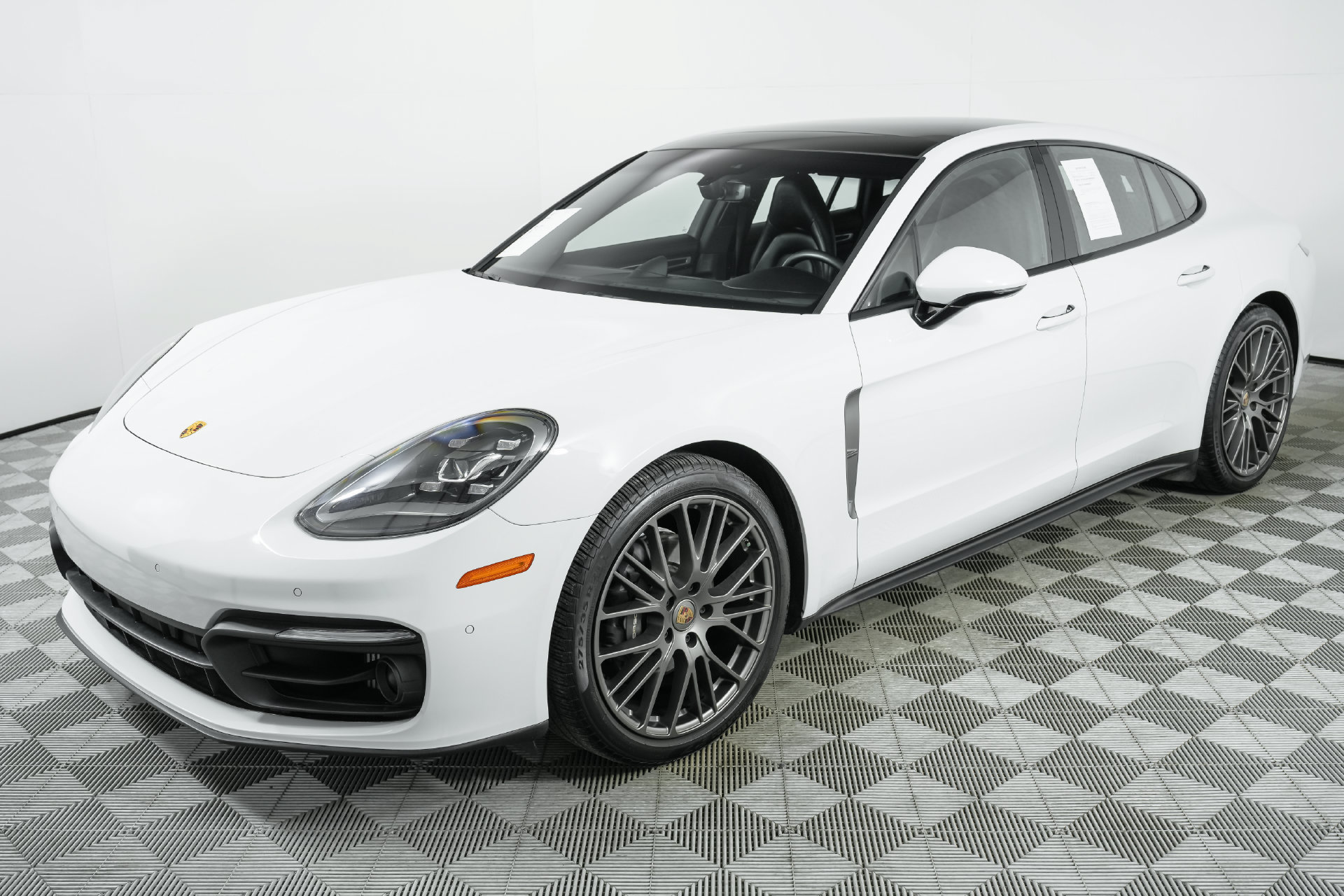 Used 2023 Porsche Panamera Platinum Edition RWD image 78